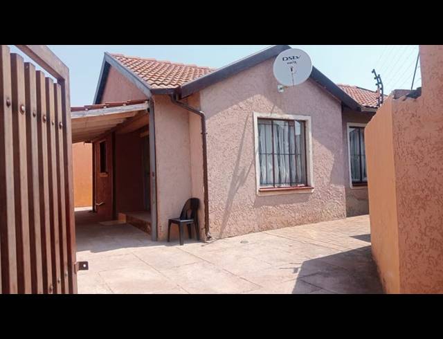 3 BEDROOM PROPERTY TO RENT IN CLAYVILLE